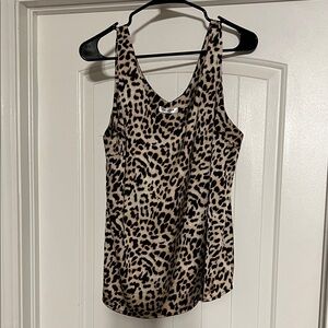 Chic Leopard Print Tank Top